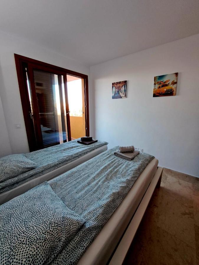 Punta Prima Nice Apartment With Sea Views Torrevieja Eksteriør bilde